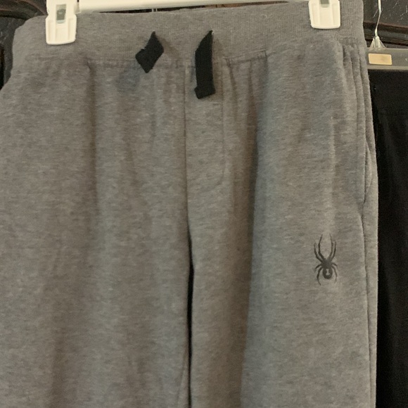 Spider sweats! Youth 14/16 - Picture 2 of 6